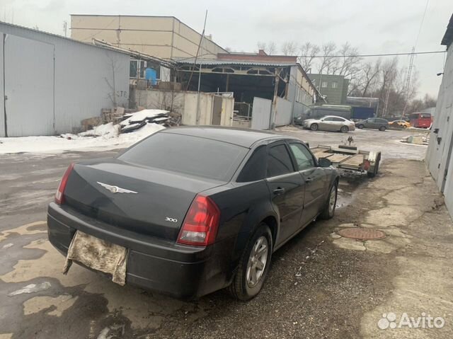 Фара капот бампер Chrysler 300c
