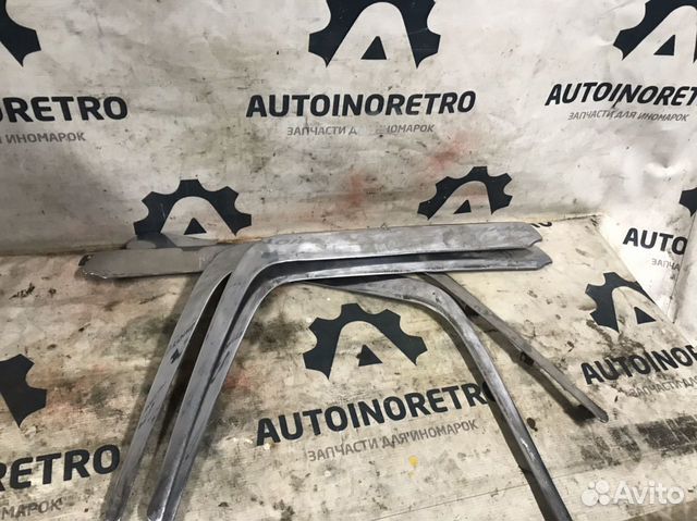 Накладка переднего бампера Mercedes W124 Накладка переднего бампера Mercedes W124