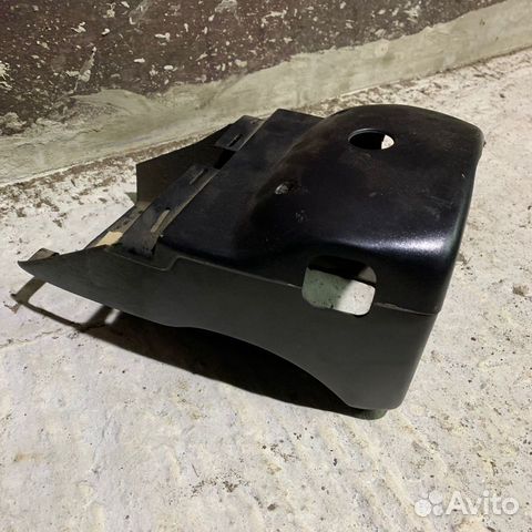 Кожух рулевой колонки Ford Escort