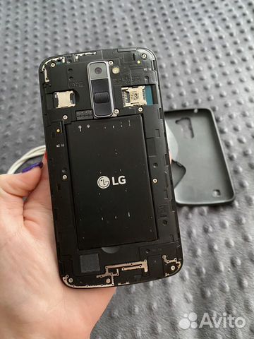 Продам телефон LG K10lte
