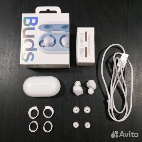 Наушники SAMSUNG Galaxy Buds Наушники SAMSUNG Galaxy Buds