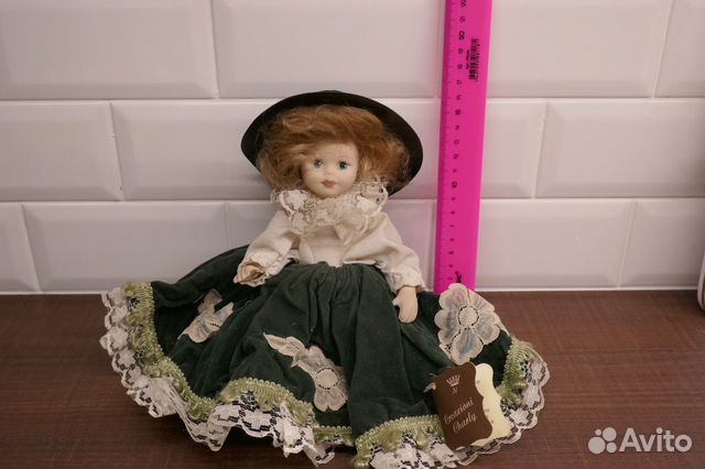 Кукла фарфоровая. Италия. 20 см