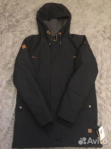 Демисезонная куртка Quiksilver Ferris (новая) Демисезонная куртка Quiksilver Ferris (новая)