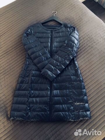 Тонкое пуховое пальто черного цвета, размер L