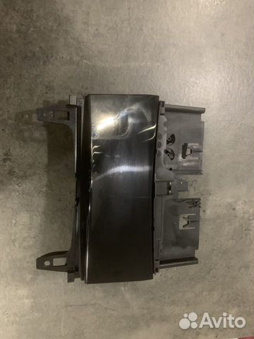 Пепельница в конcоль для Mercedes C w204