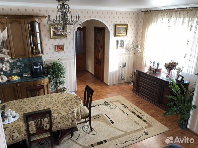Дом 300 м² на участке 4 сот.