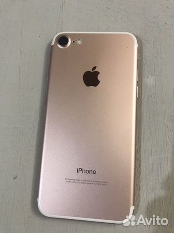 Телефон iPhone