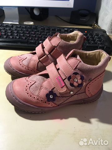 Ботинки весна Petit Shoes Ботинки весна Petit Shoes