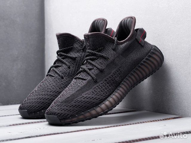 Кроссовки Adidas Yeezy Boost 350 черные Кроссовки Adidas Yeezy Boost 350 черные