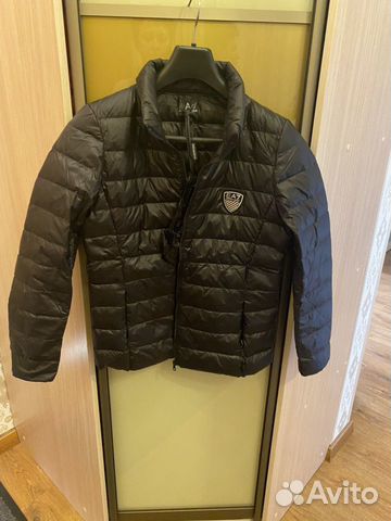 Куртка Armani новая на весну Куртка Armani новая на весну