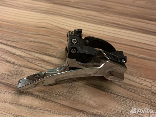 Передний переключатель Shimano Deore XT