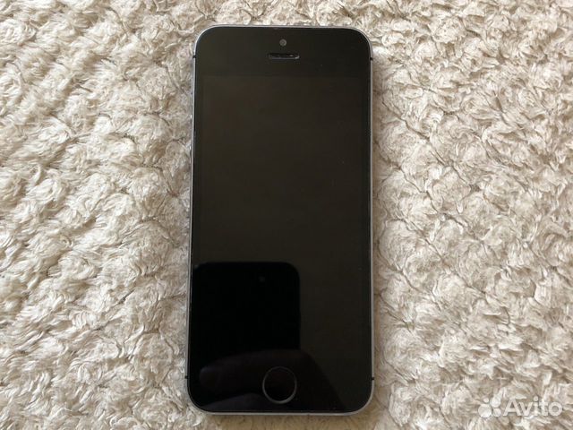 Телефон iPhone 5s Телефон iPhone 5s