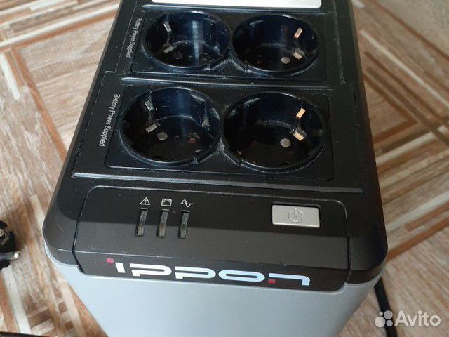 Источник бесперебойного питания Источник бесперебойного питания