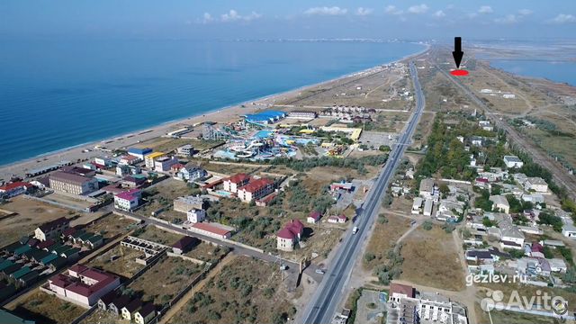 Погода крым прибрежное сакский. Большие здания в Саках в Крыму.