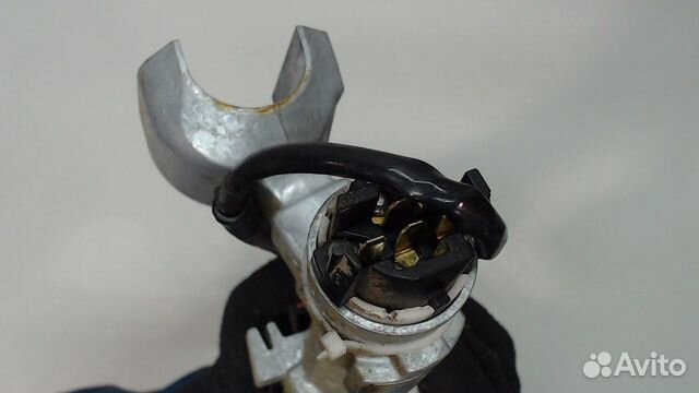 Замок зажигания Daihatsu Move, 1998 Замок зажигания Daihatsu Move, 1998