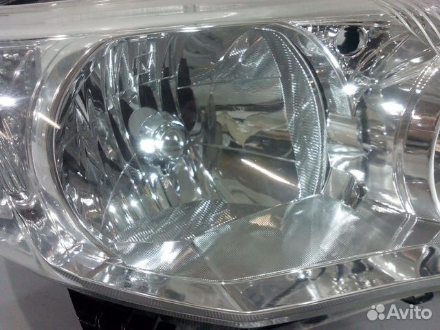 Фара правая toyota corolla 150 06-10 бу Фара правая toyota corolla 150 06-10 бу
