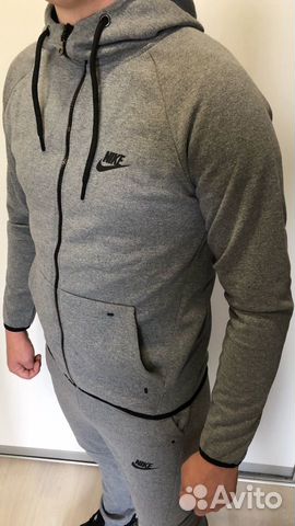 Спортивный костюм Nike Спортивный костюм Nike