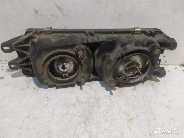 Фара правая Mitsubishi Galant E3 A Фара правая Mitsubishi Galant E3 A