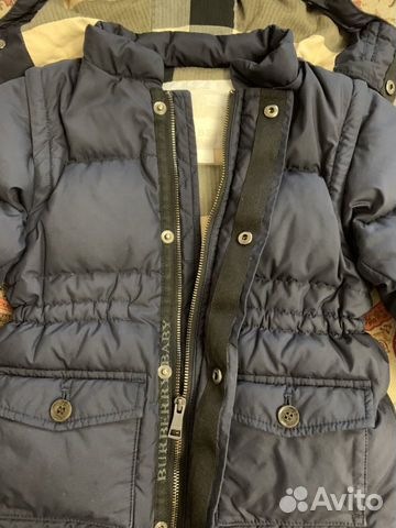 Пуховик- жилет Burberry Пуховик- жилет Burberry