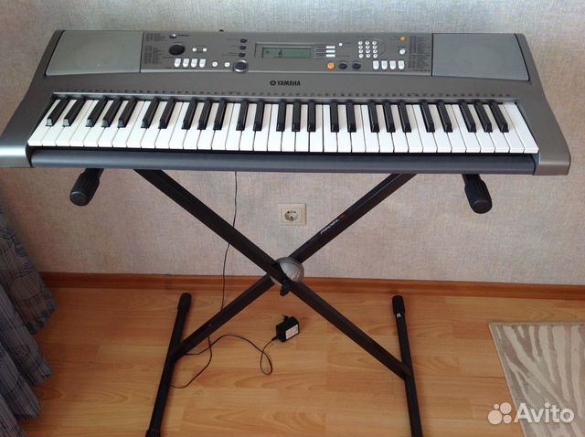 Синтезатор yamaha PSR-R300 Синтезатор yamaha PSR-R300