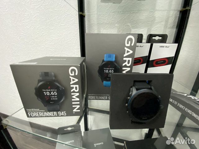 Garmin Forerunner 945 Black / 945 HRM Tri Bundle