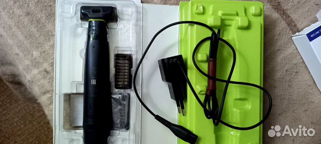 Триммер Philips OneBlade Триммер Philips OneBlade