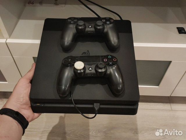 Sony PS4 Slim Sony PS4 Slim