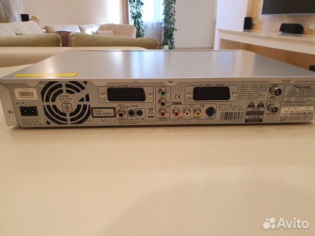 DVD/HDD рекордер Pioneer DVR-440H 80 Гб DVD/HDD рекордер Pioneer DVR-440H 80 Гб