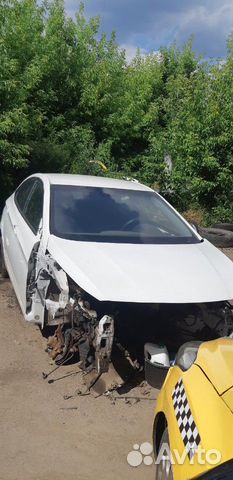 Hyundai Solaris 1.6 AT, 2015, битый, 100 000 км