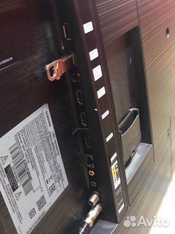 Телевизор Samsung UE43NU7100U 2018 Телевизор Samsung UE43NU7100U 2018
