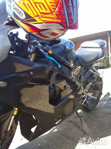Мотоцикл Suzuki GSX-R750 Мотоцикл Suzuki GSX-R750