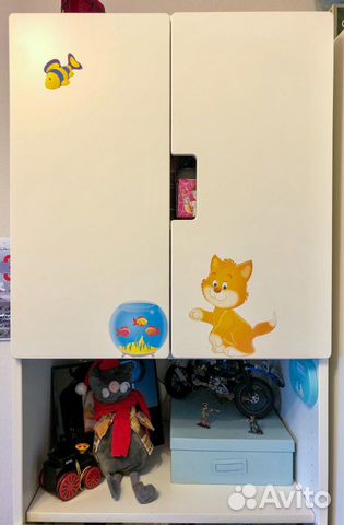 IKEA стува (Шкаф и две скамьи с матрасом) IKEA стува (Шкаф и две скамьи с матрасом)