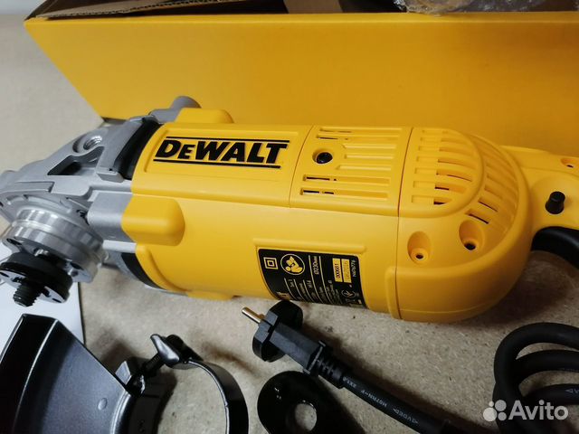 Ушм Dewalt DWE 492 Ушм Dewalt DWE 492