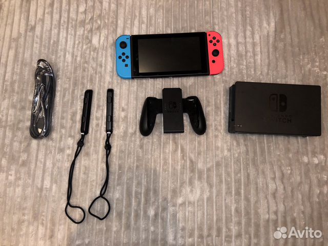 Игровая приставка Nintendo Switch Игровая приставка Nintendo Switch