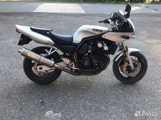 Yamaha FZ 400