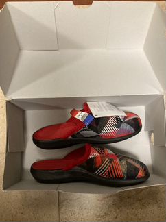 Женские домашние тапочки