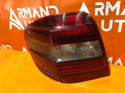 Фонарь задний левый Mercedes M Ml-Class W164