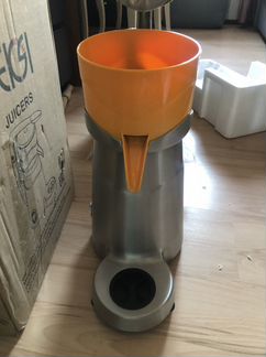 Соковыжималка шнековая Eksi J50A