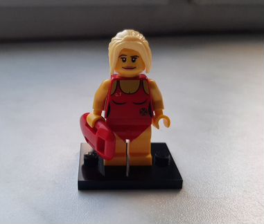 Lego Minifigures 2 серия Спасательница
