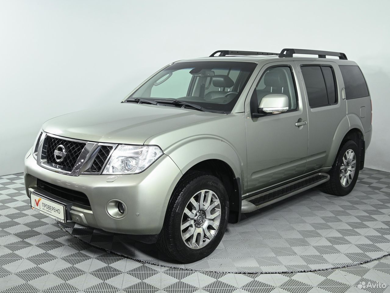 Ниссан патфайндер 2011 год. Nissan Pathfinder 2011. Nissan Pathfinder 2011 года