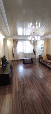 3-к. квартира, 105 м², 4/10 эт.