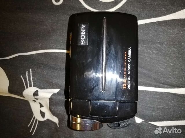 Sony V8 digital video camera 12.0 megapixel