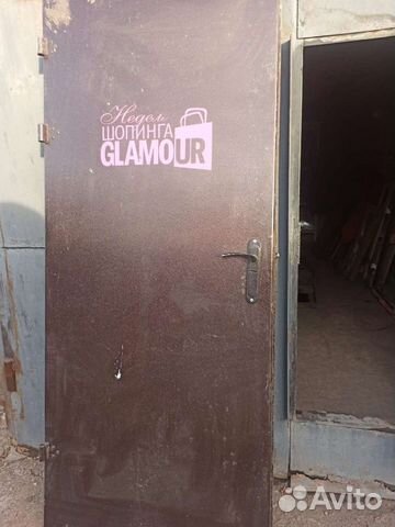 Металлическая дверь бу сняли с магазина