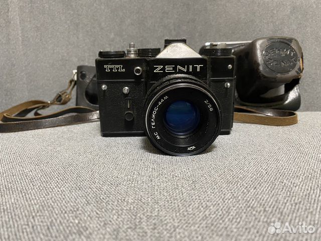 Плёночный фотоаппарат Zenit TTL + гелиос 44м