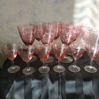 Фужеры рюмки марганцевое стекло 60 годов