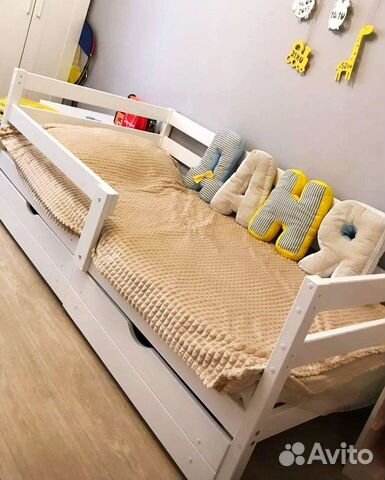 Детская кровать Софа белая от 2 лет А