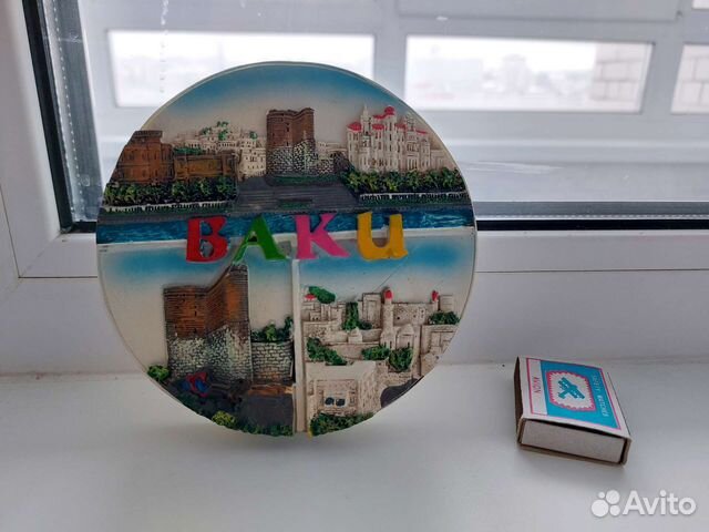 Сувенирная статуэтка