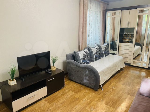 2-к. квартира, 65 м², 2/5 эт.