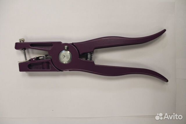 Клиппер (биркователь) для установки бирок