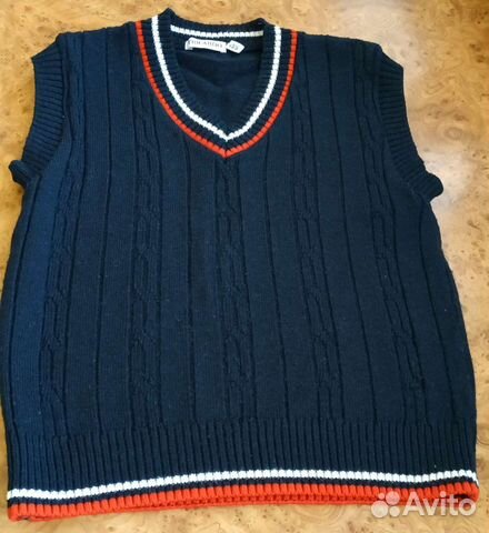 Новая рубашка жилетка брюки